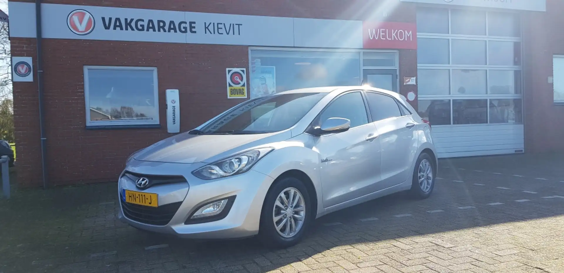 Hyundai i30 1.6 GDI i-Motion Pl. Gris - 1