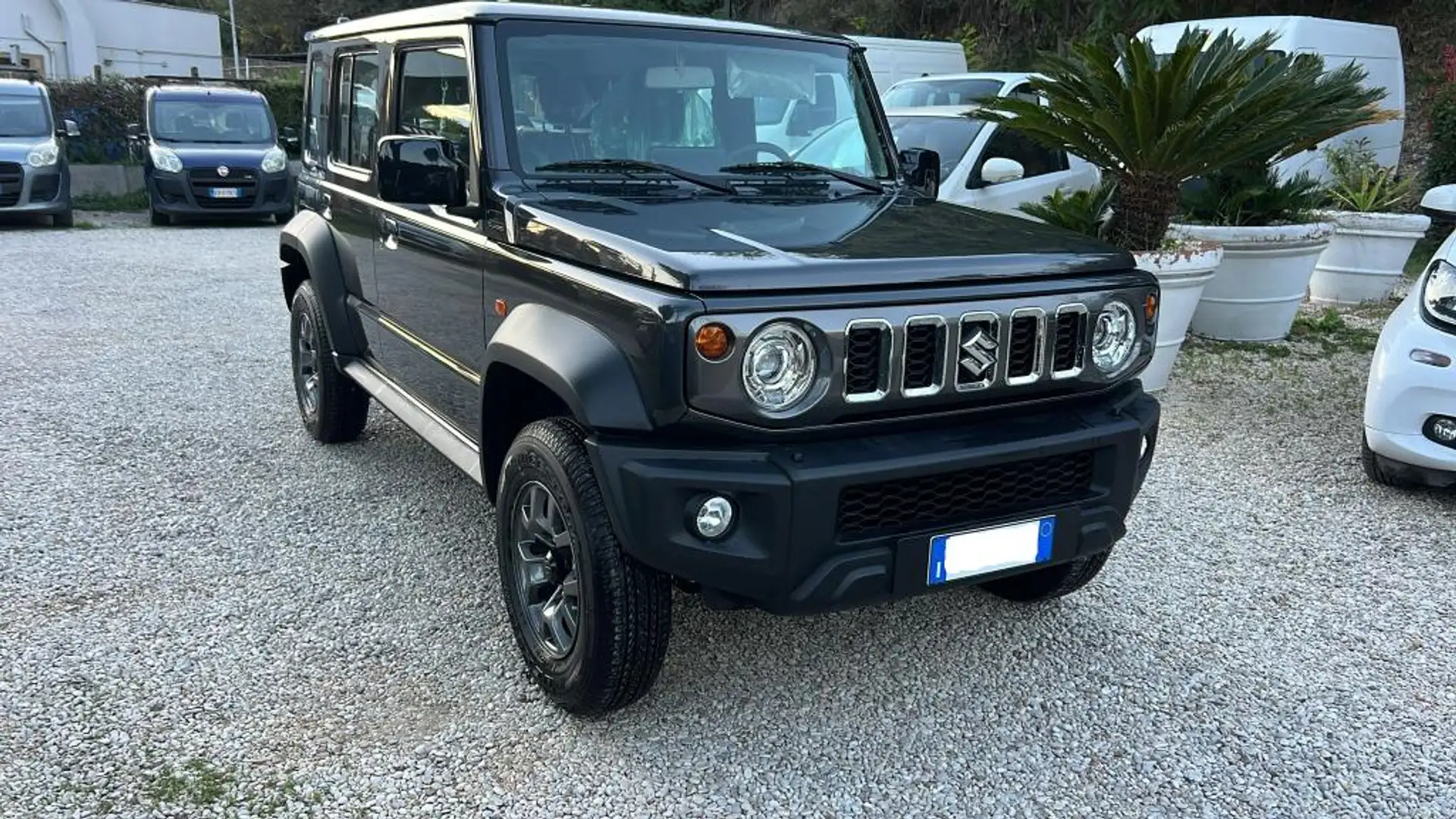 Suzuki Jimny 1.5 Top GLX 4x4 ALLGRIP 5porte Automatic Grigio - 2