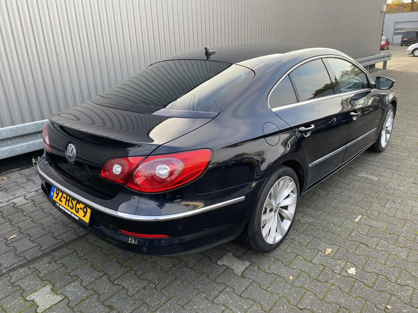 Volkswagen Passat CC 1.8 TSI 4p. DSG, Clima, Leer, Stoelvw, Schuif/Kant Zwart - 2