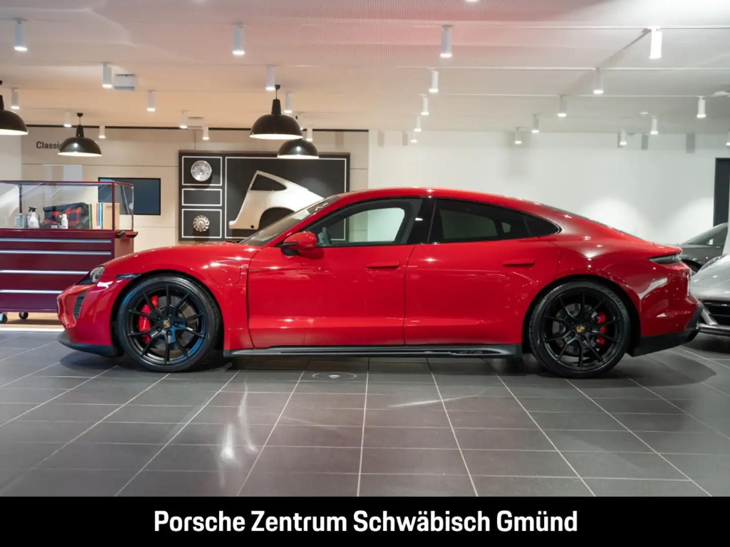 Porsche Taycan GTS Surround-View LED-Matrix Head-Up BOSE Rot - 2