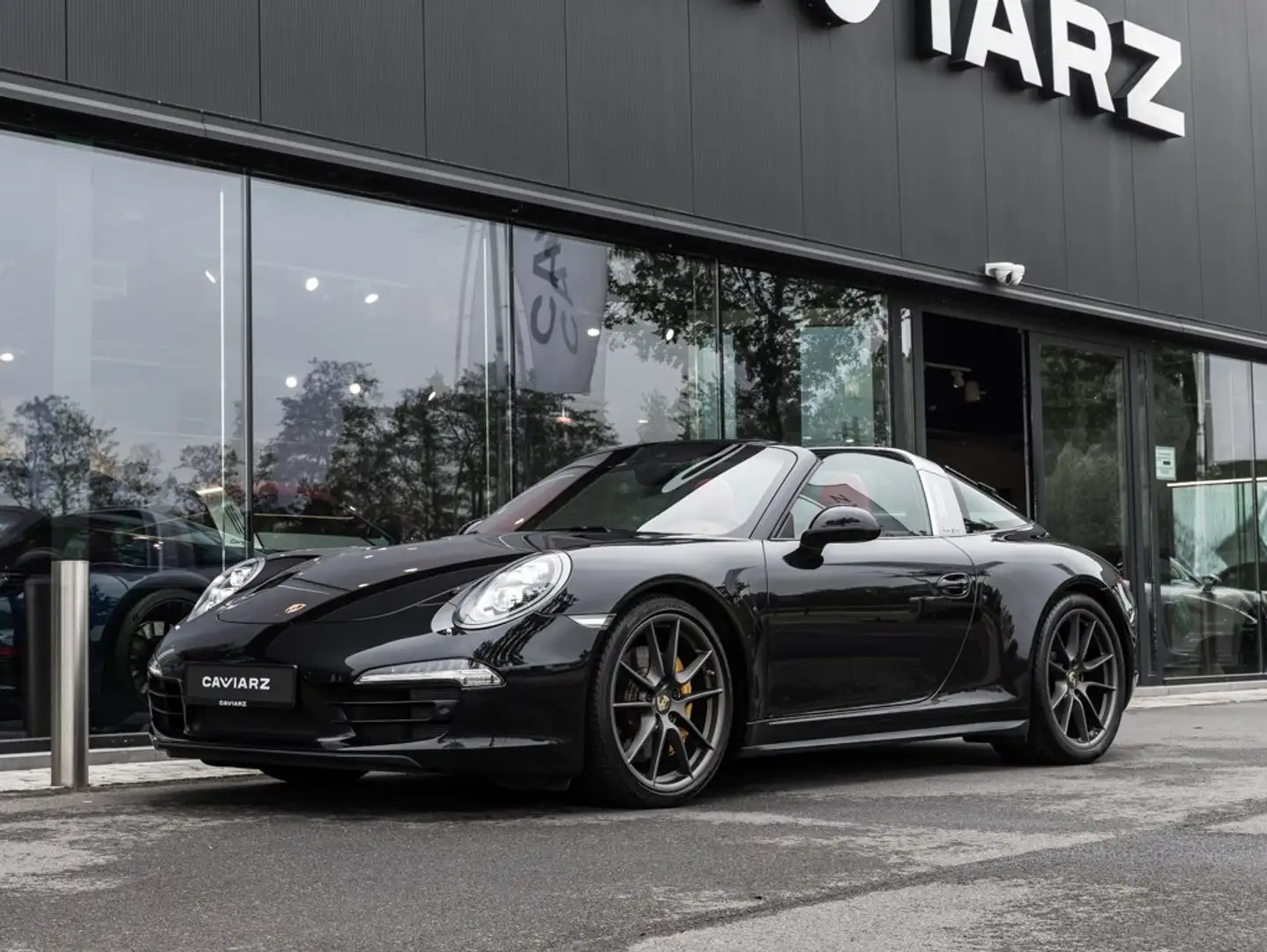 Porsche 991 TARGA 4 MANUAL/CHRONO/CERAMIC/PTV/PDLS+/KUIPST./.. Schwarz - 1