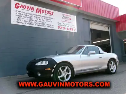 Silver 2002 Mazda MX-5 Miata Convertible Manual