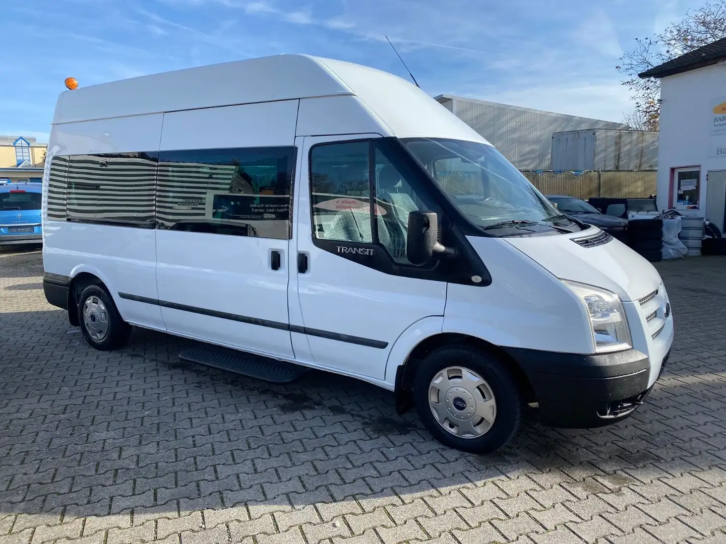 Ford Transit Kombi FT 300 L Trend Weiß - 2