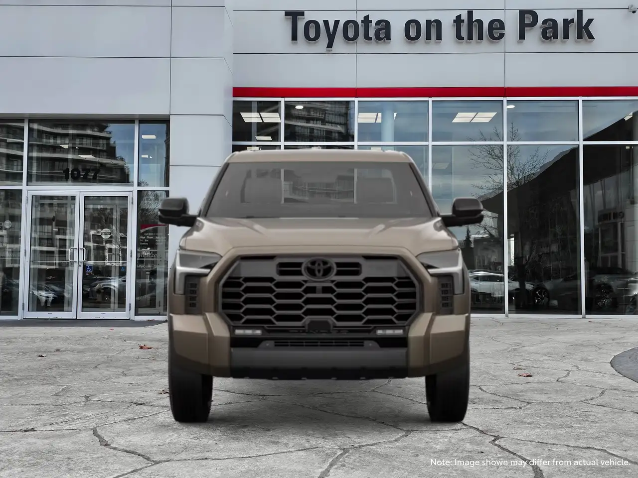 Toyota Tundra снимка Toyota Tundra