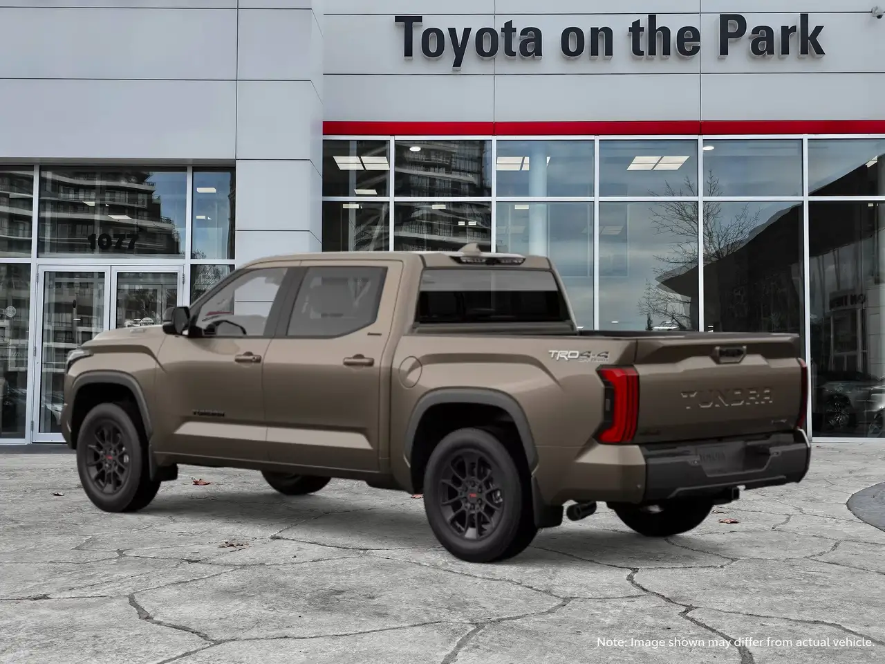 Toyota Tundra снимка Toyota Tundra