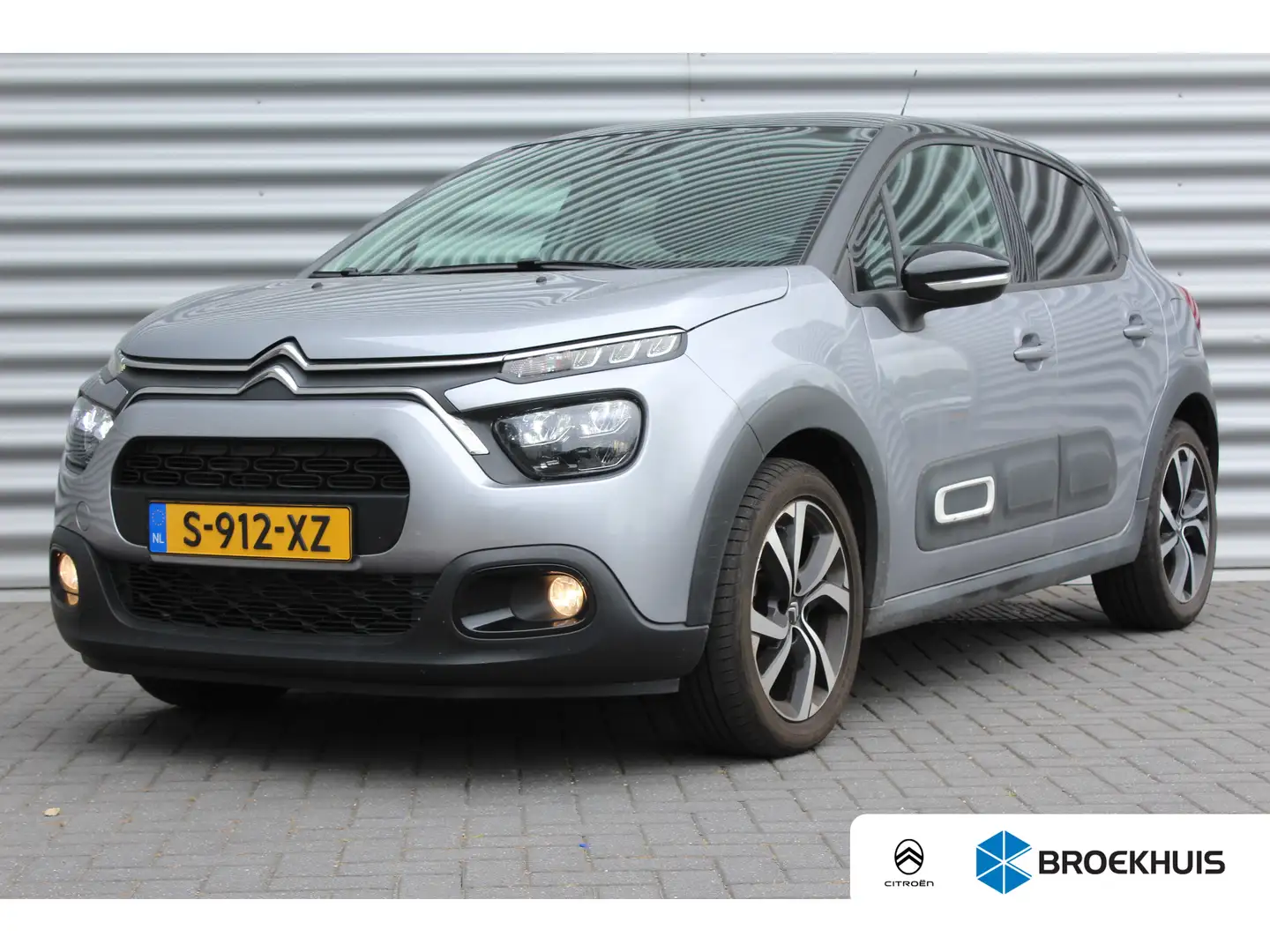 Citroen C3 Citroën 1.2 PURETECH 110PK 5-DRS SHINE / NAVI / CL Grijs - 1