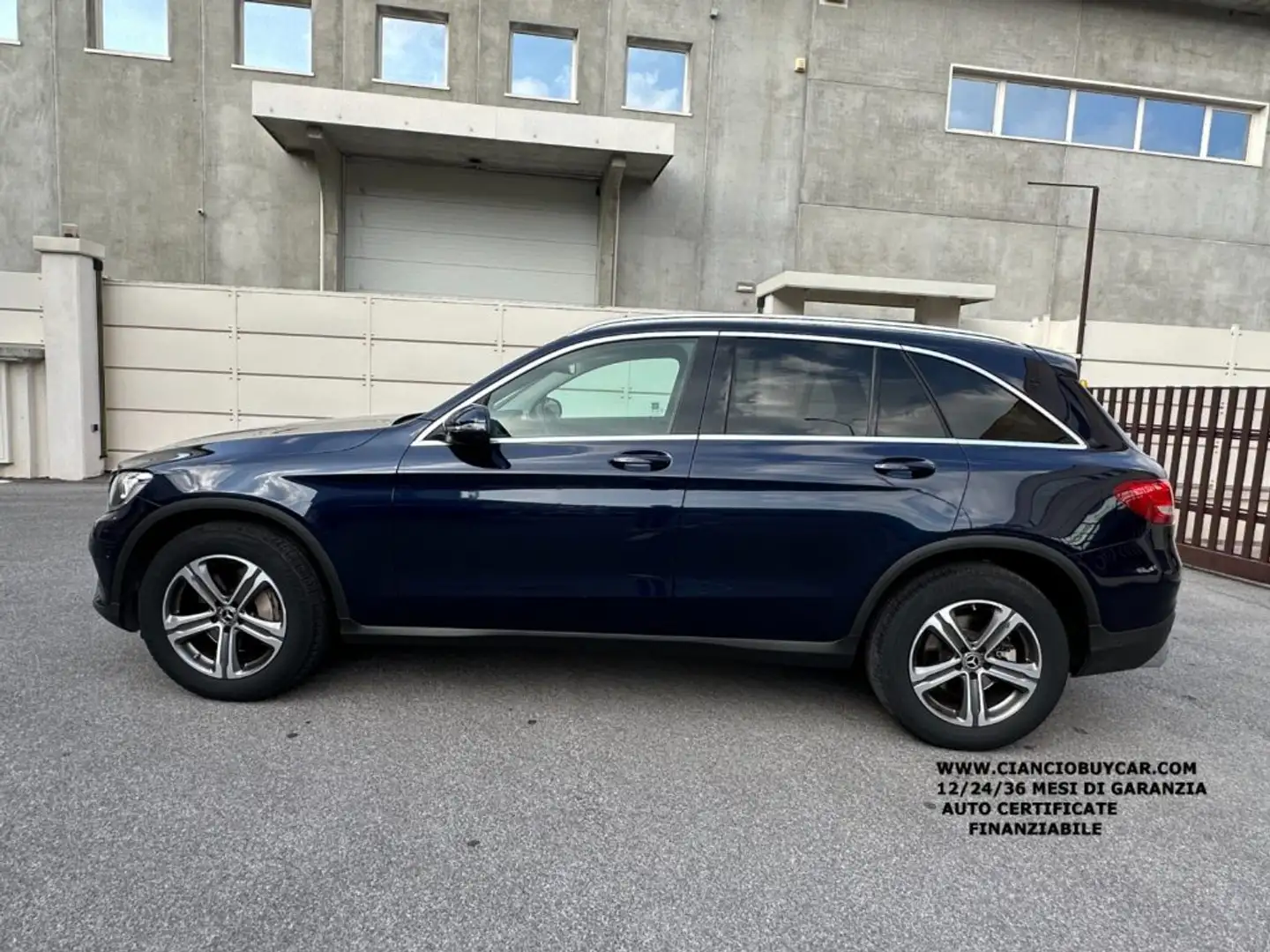 Mercedes-Benz GLC 250 d 4Matic Business sport automatica Bleu - 2