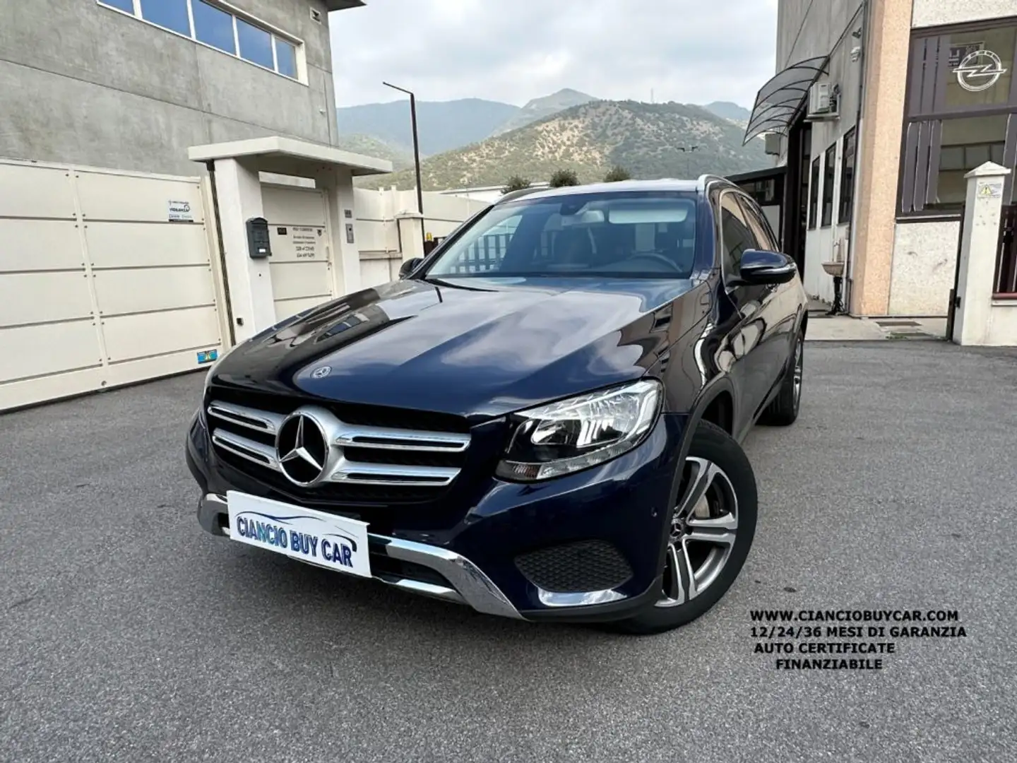 Mercedes-Benz GLC 250 d 4Matic Business sport automatica Bleu - 1