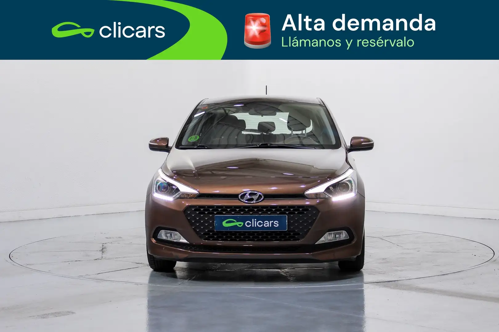 Hyundai i20 1.2 Klass Marrón - 2