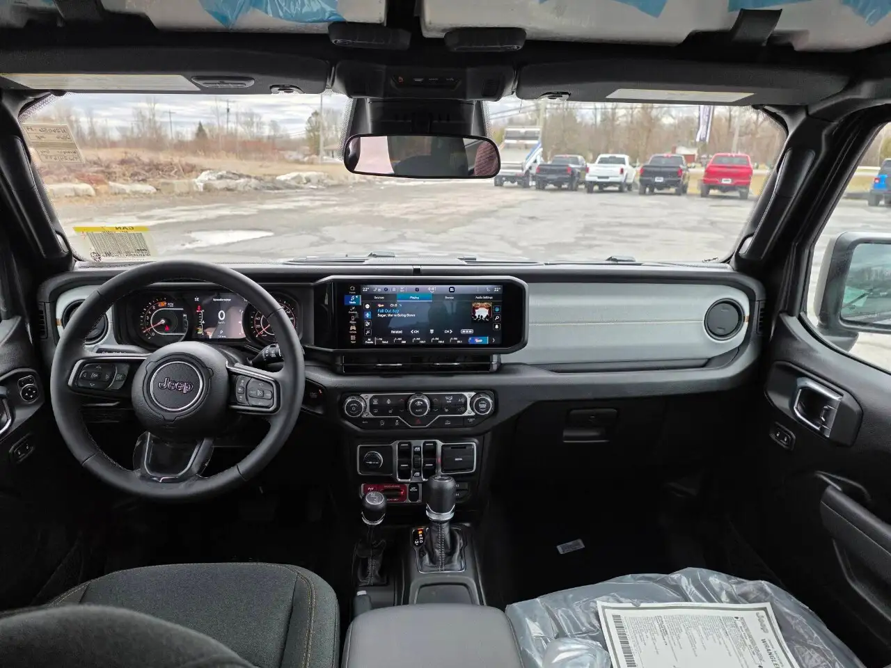 Jeep Wrangler снимка Jeep Wrangler