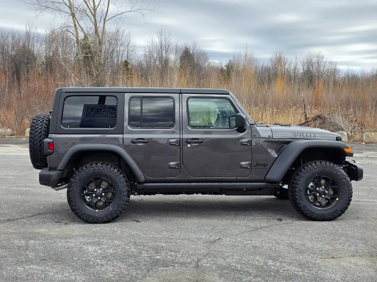 Jeep Wrangler снимка Jeep Wrangler