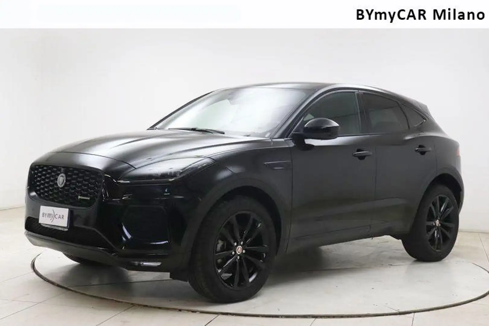 Jaguar E-Pace 1.5 P160 R-Dynamic S fwd auto - 1