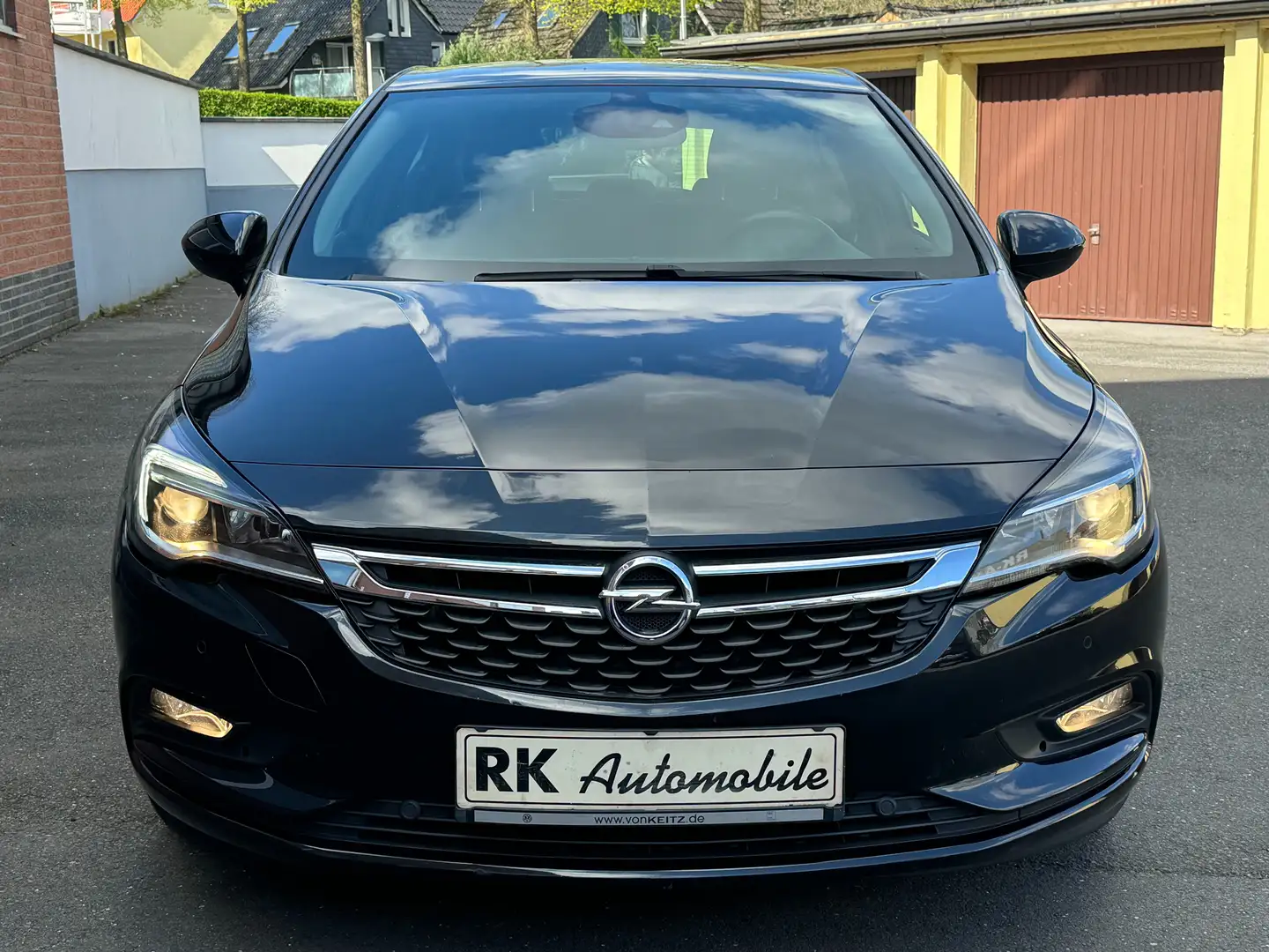 Opel Astra 1.4 Turbo Start/Stop Automatik Innovation Schwarz - 2