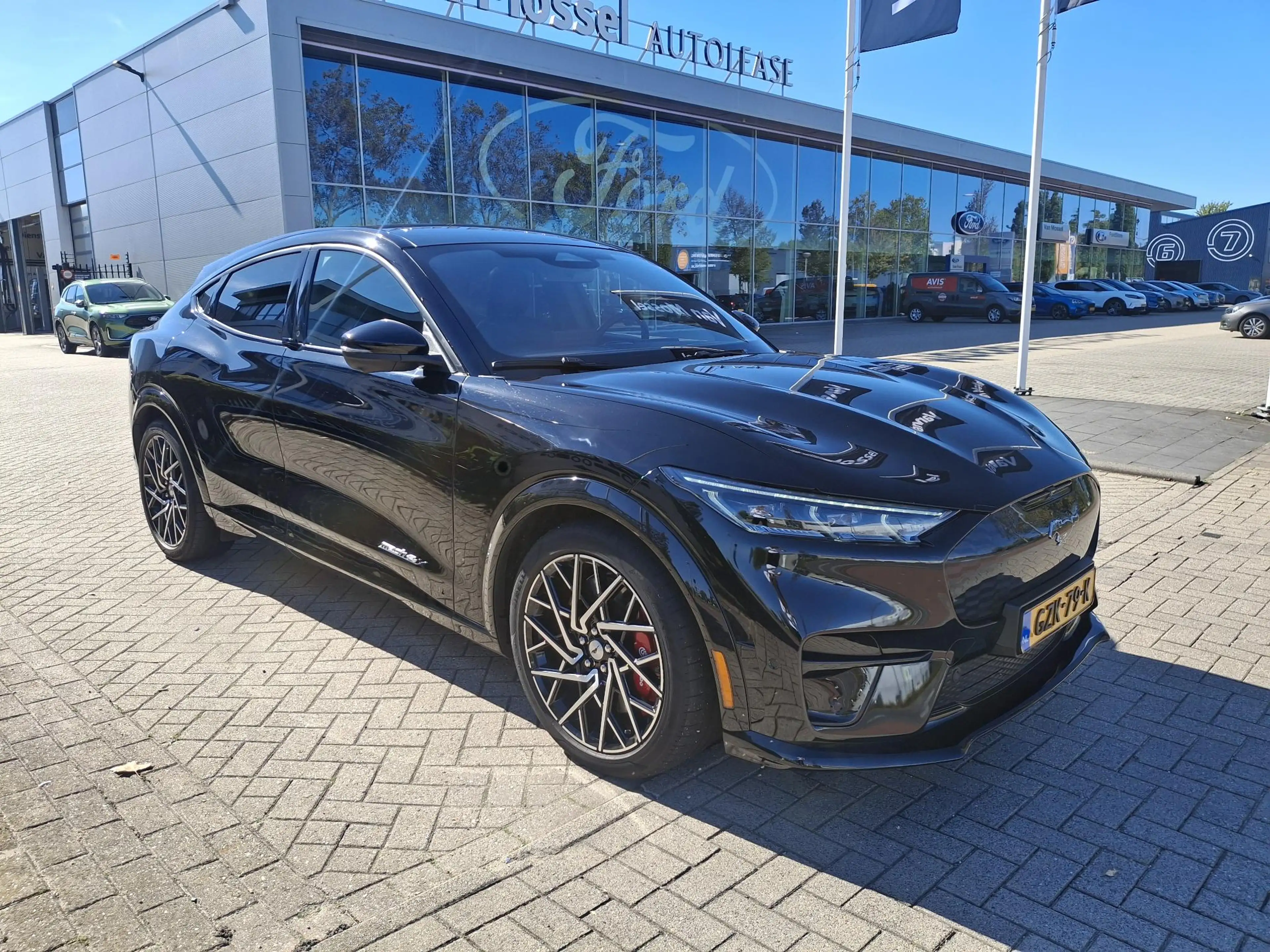 Ford Mustang Mach-E GT Extended AWD 98 kWh | 487pk! | Panodak Vast | M — photo 2
