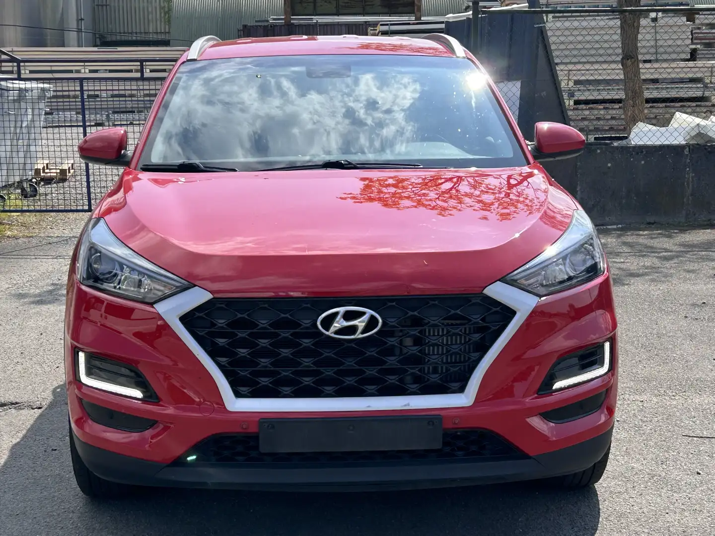 Hyundai TUCSON 1.6CRDI 48V Tecno Sky Safe 4x2 Rouge - 2