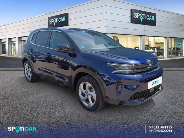 Citroen C5 Aircross view 3
