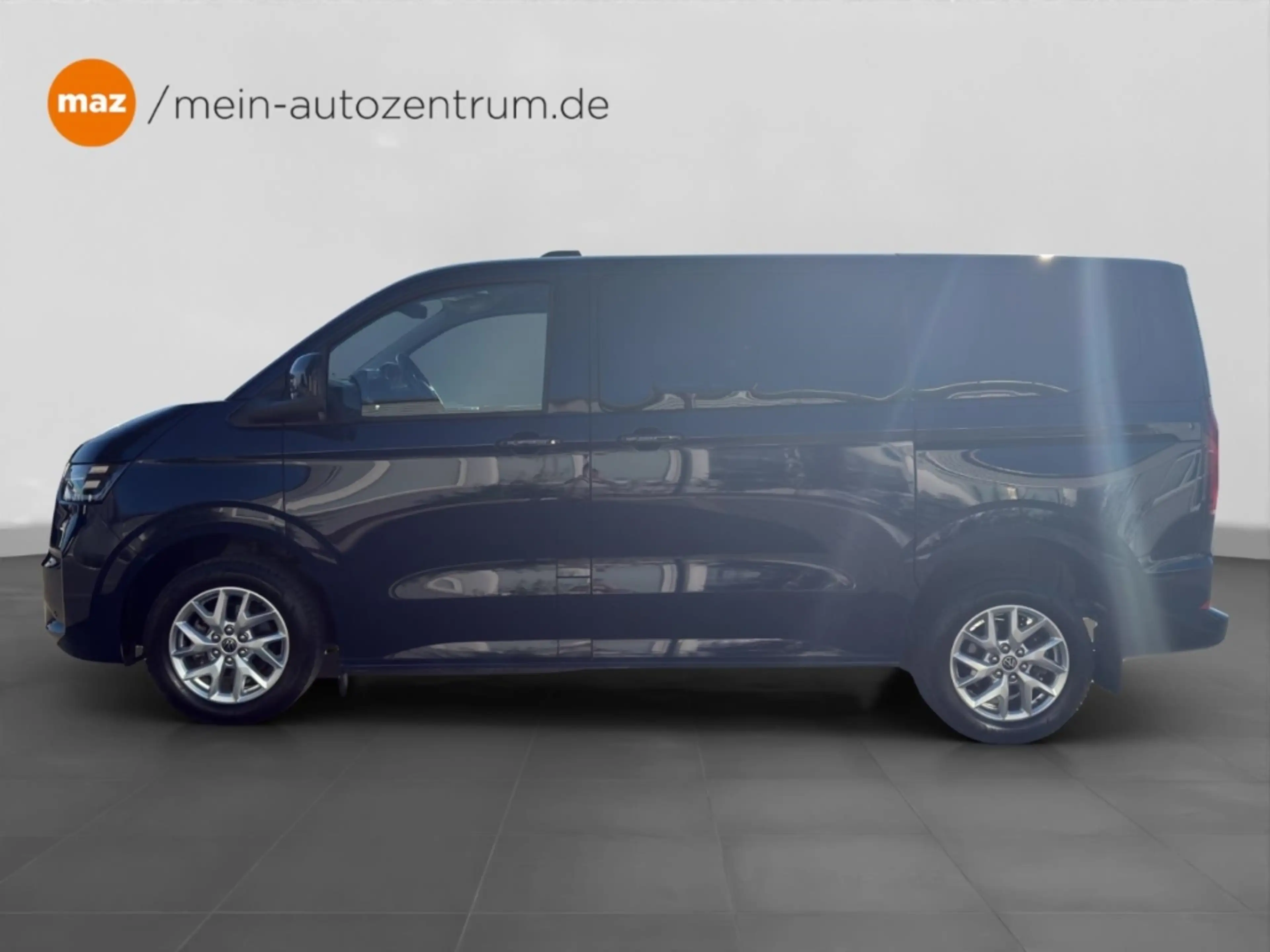 Volkswagen T7 Caravelle 2.0 TDI Style KR Alu Matrix-LED AHK Kamera Navi AC — photo 3