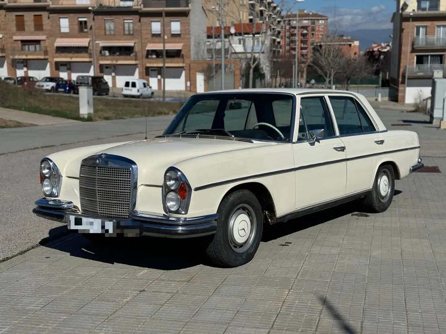 Mercedes-Benz 280 280SE 108W - 1