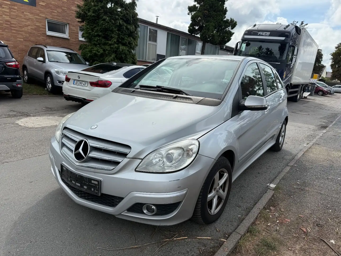 Mercedes-Benz B 170 KLIMA SITZHEIZUNG TEILLEDER Argent - 1