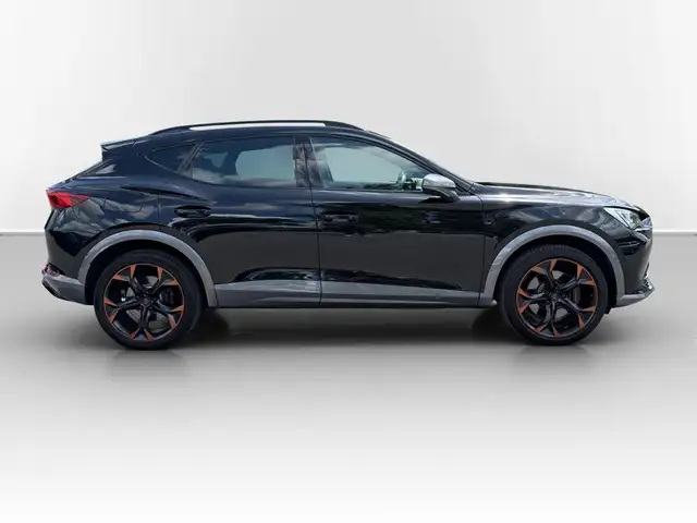 Cupra Formentor view 6