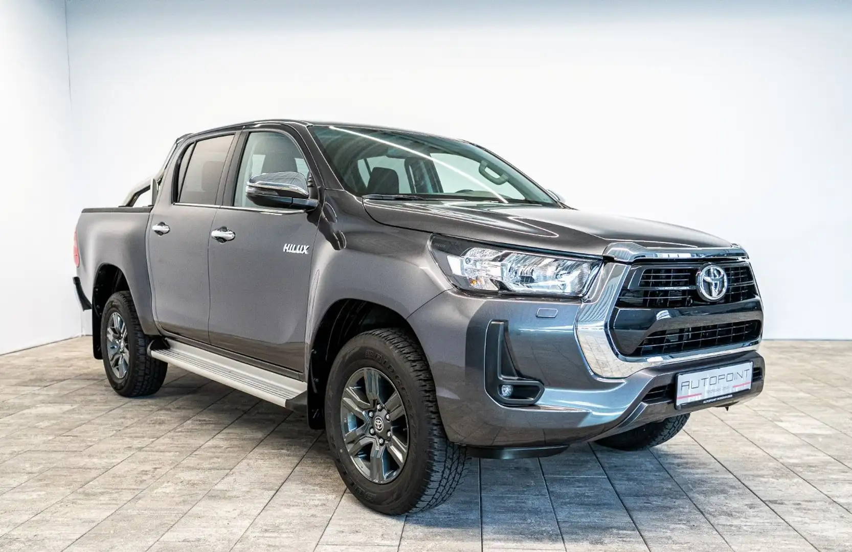 Toyota Hilux 2.4 D-4D 4x4 °RFK°SHZ°DAB°AHK°Garantie° Серый - 2