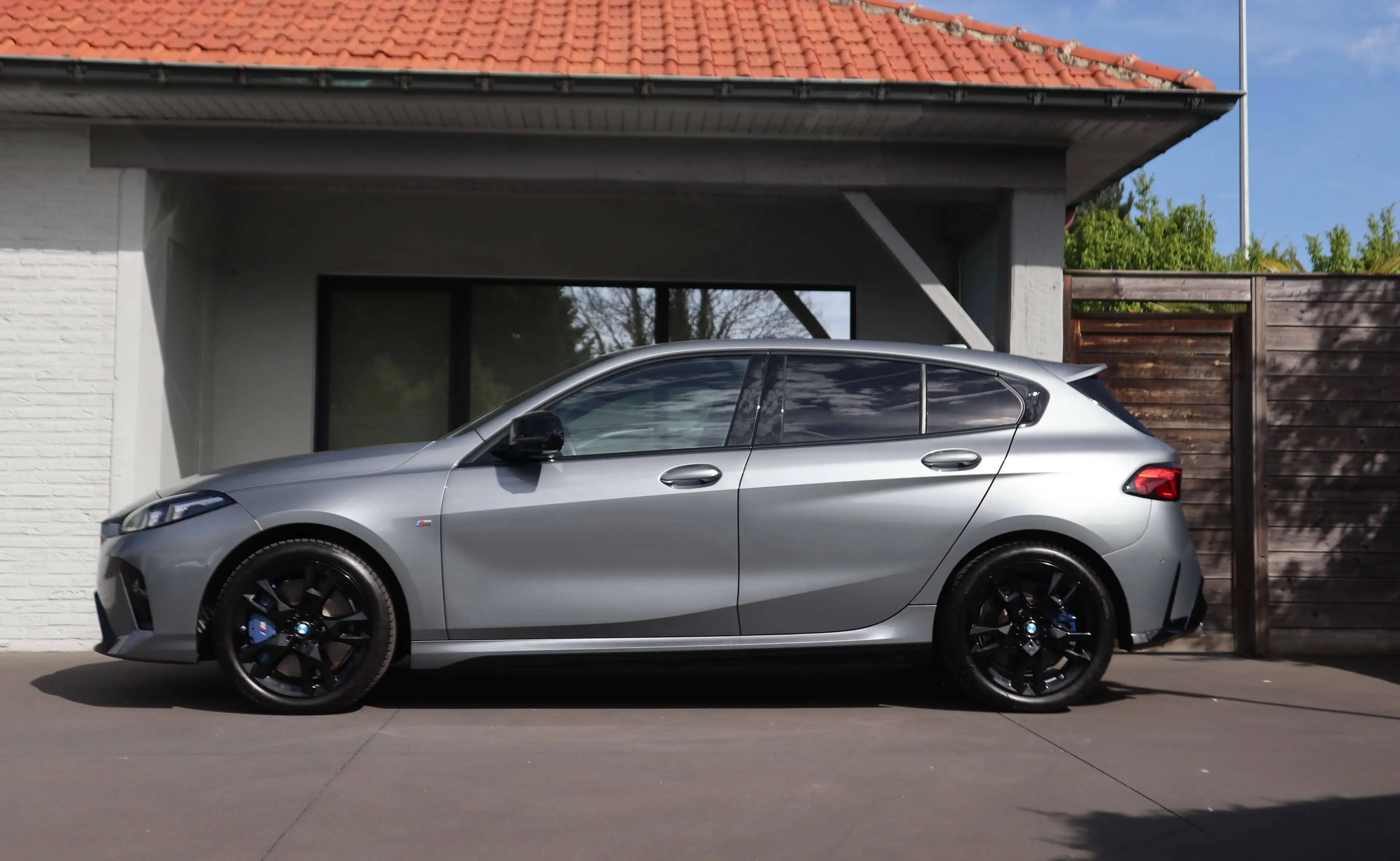BMW 135 M xDrive Aut /1 eig /New mod /Headup/Harman/Leder/360° /Verw -stuur / Topcombinatie — photo 3