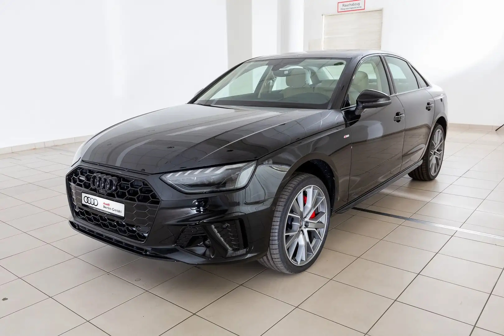 Audi A4 S line 45 TFSI quattro S tronic Black - 2