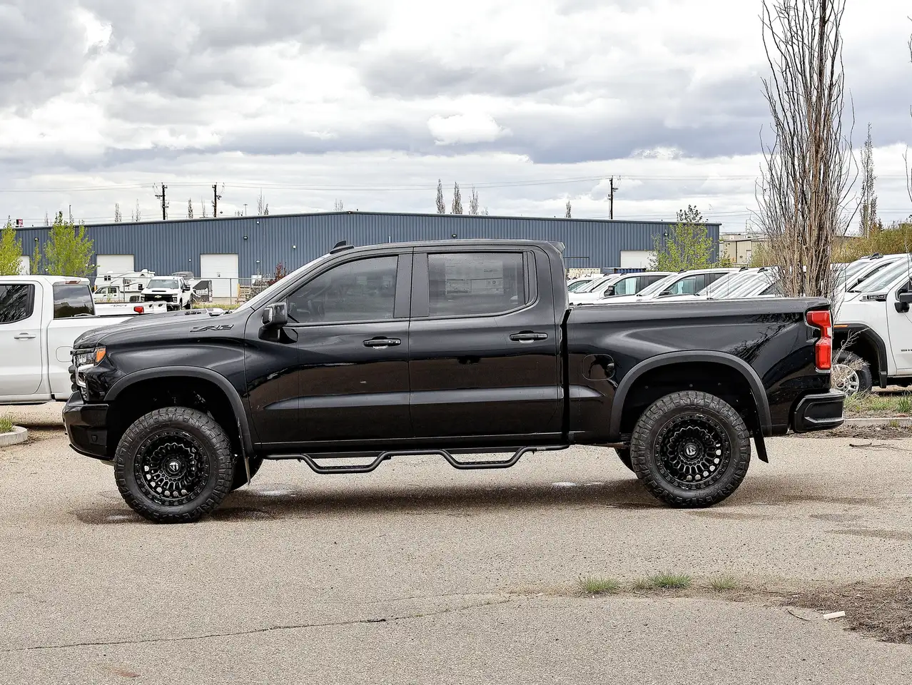 Chevrolet Silverado 1500 снимка Chevrolet Silverado 1500