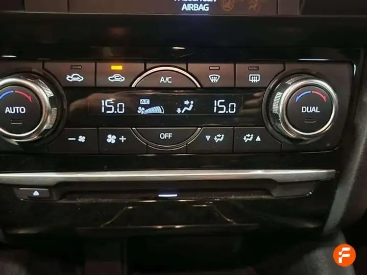 Mazda 2017, foto 22