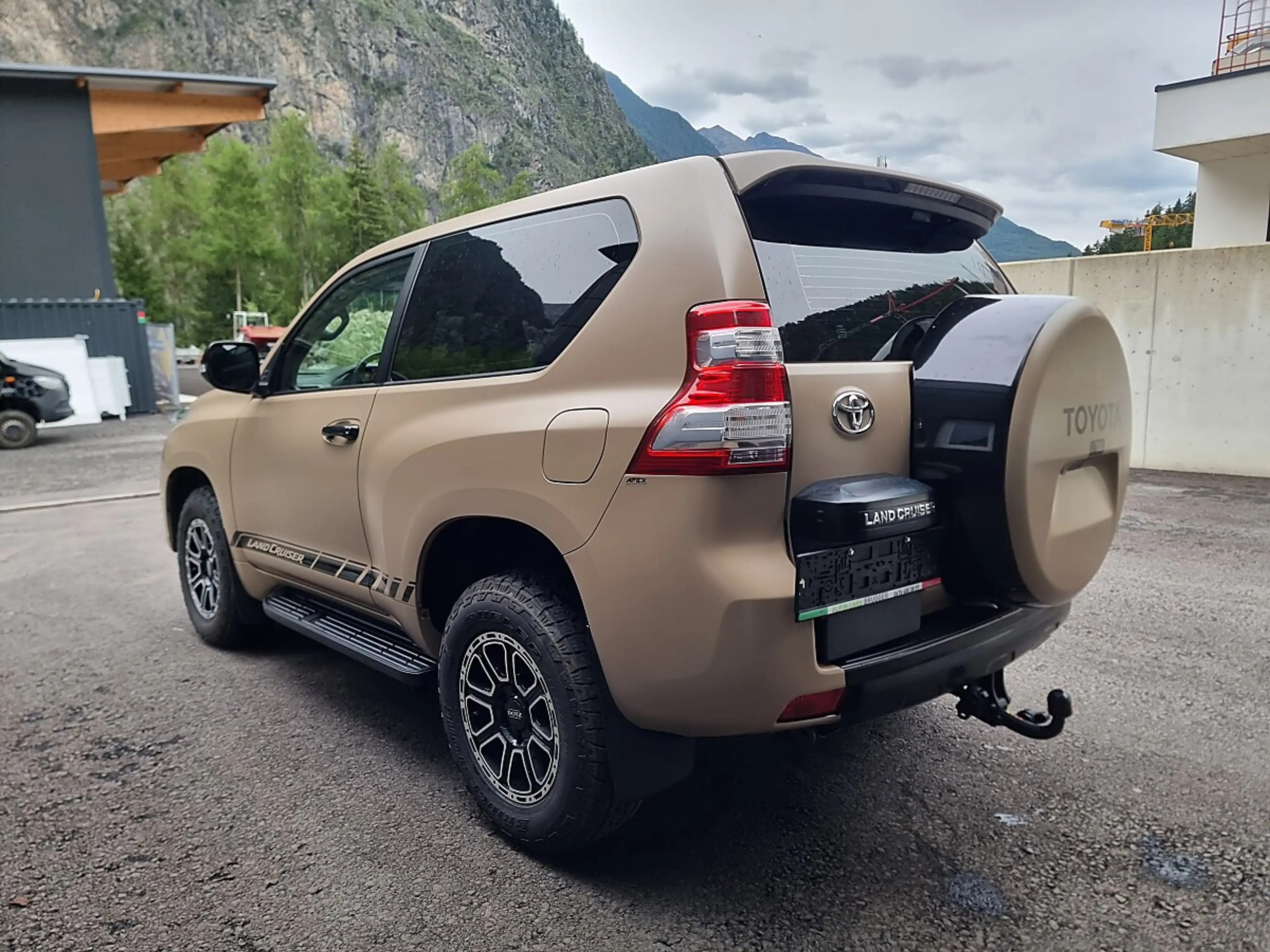 Toyota Land Cruiser Landcruiser 2,8 D-4D 4WD — photo 7