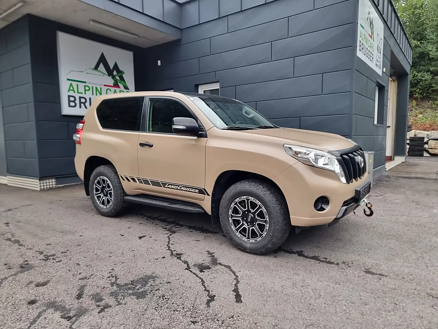 Toyota Land Cruiser Landcruiser 2,8 D-4D 4WD Weiß - 1