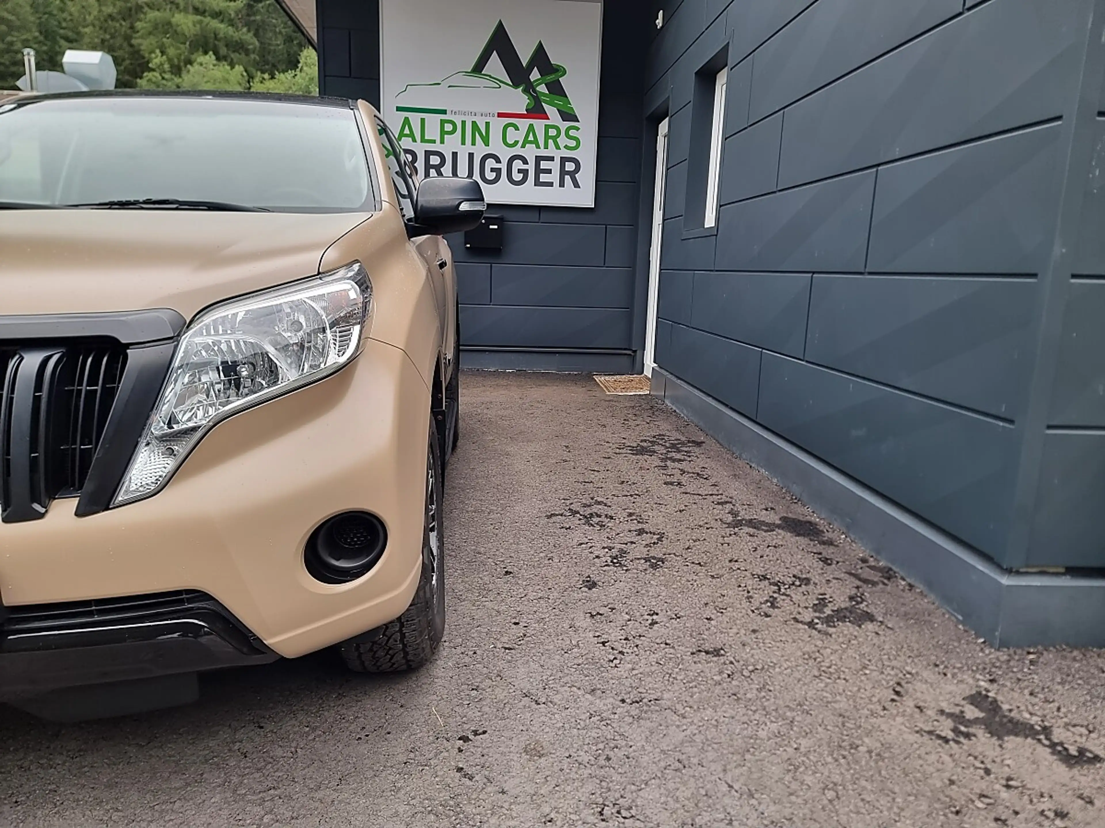 Toyota Land Cruiser Landcruiser 2,8 D-4D 4WD — photo 10
