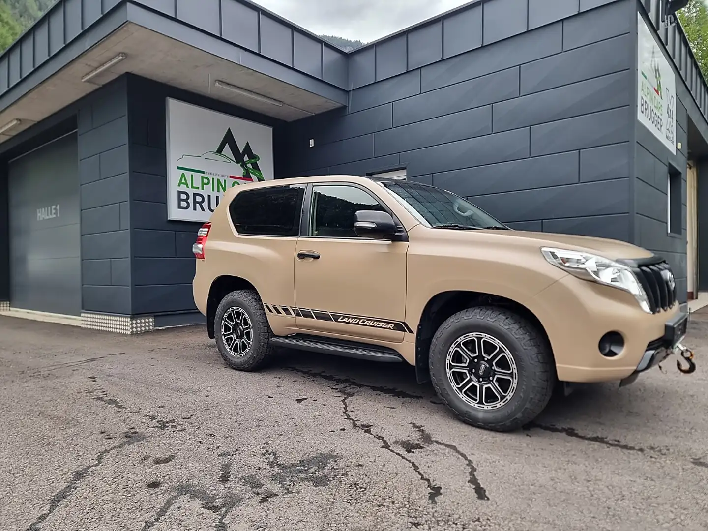 Toyota Land Cruiser Landcruiser 2,8 D-4D 4WD Weiß - 2