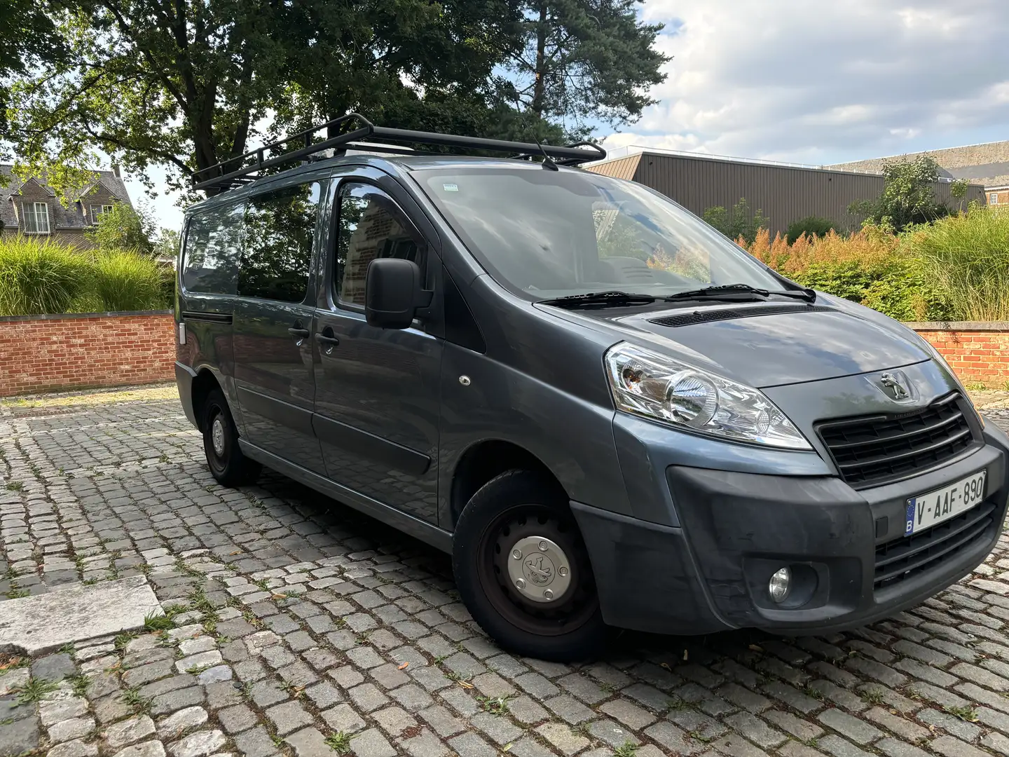 Peugeot Expert 2.0 HDi L1H2/Boite auto Gris - 1