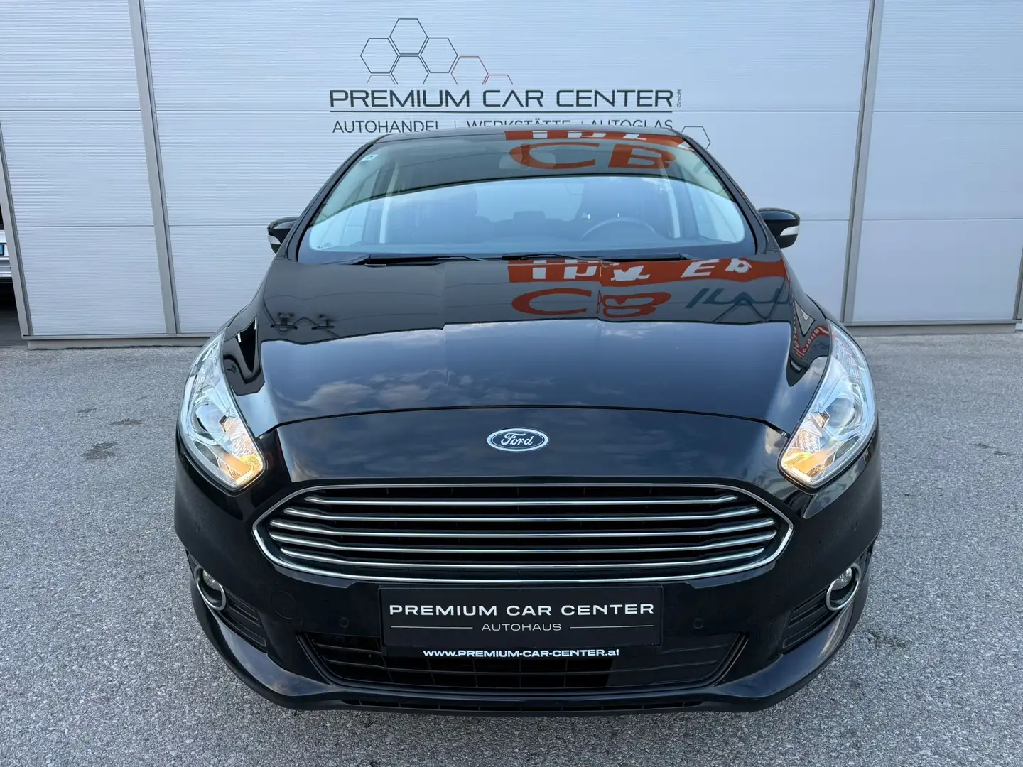 Ford S-Max S-MAX Business 2.0 TDCi NAVI / PARKPILOT / SITZHZG Schwarz - 2