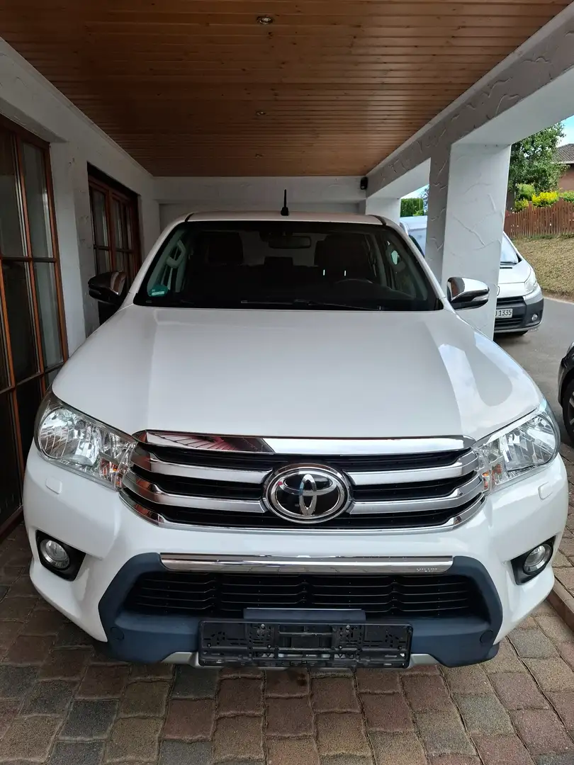 Toyota Hilux 4x4 Double Cab Autm. Comfort Weiß - 1