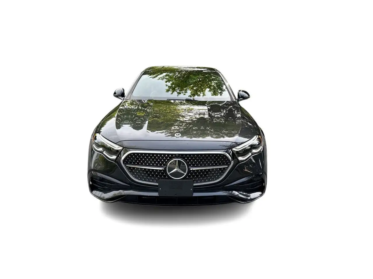 Mercedes-Benz E-Class снимка Mercedes-Benz E-Class