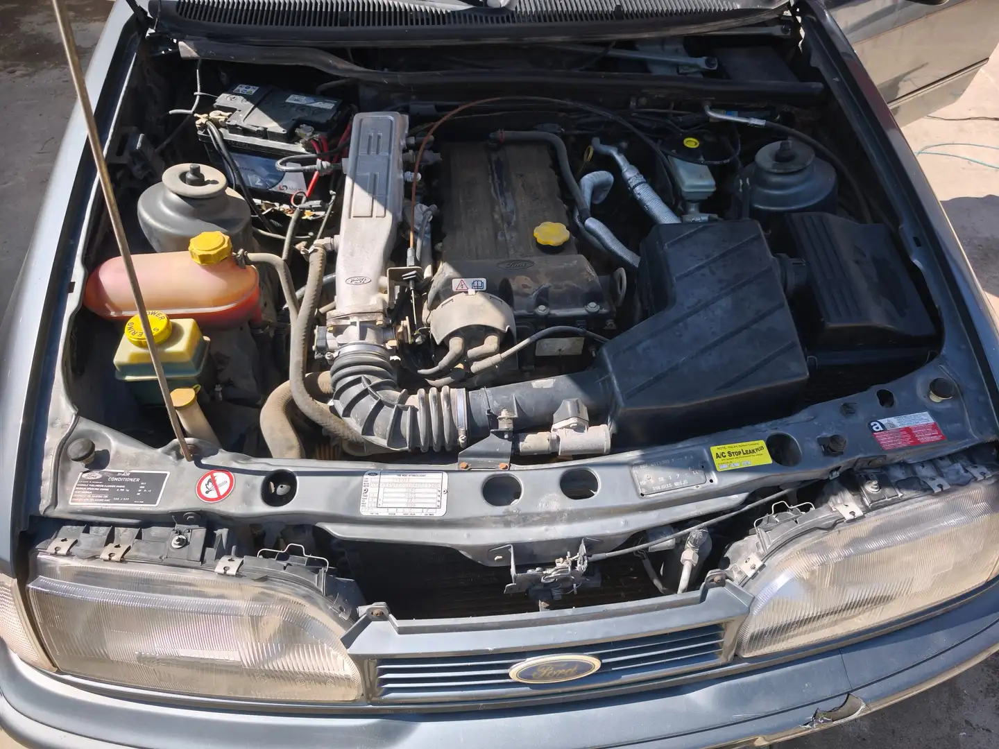 Ford Sierra Sierra 2.3 Ghia Ghia Grau - 1