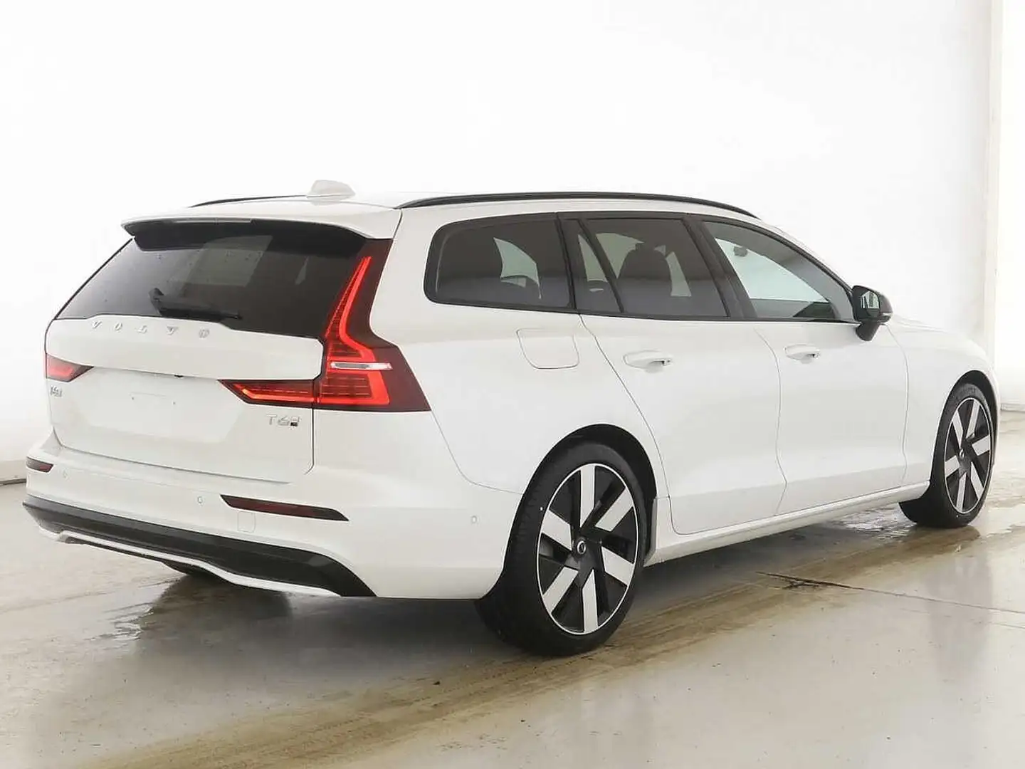 Volvo V60 Plug-In-Hybrid T6 Plug-in Hybrid AWD Plus Dark Schwarz - 2