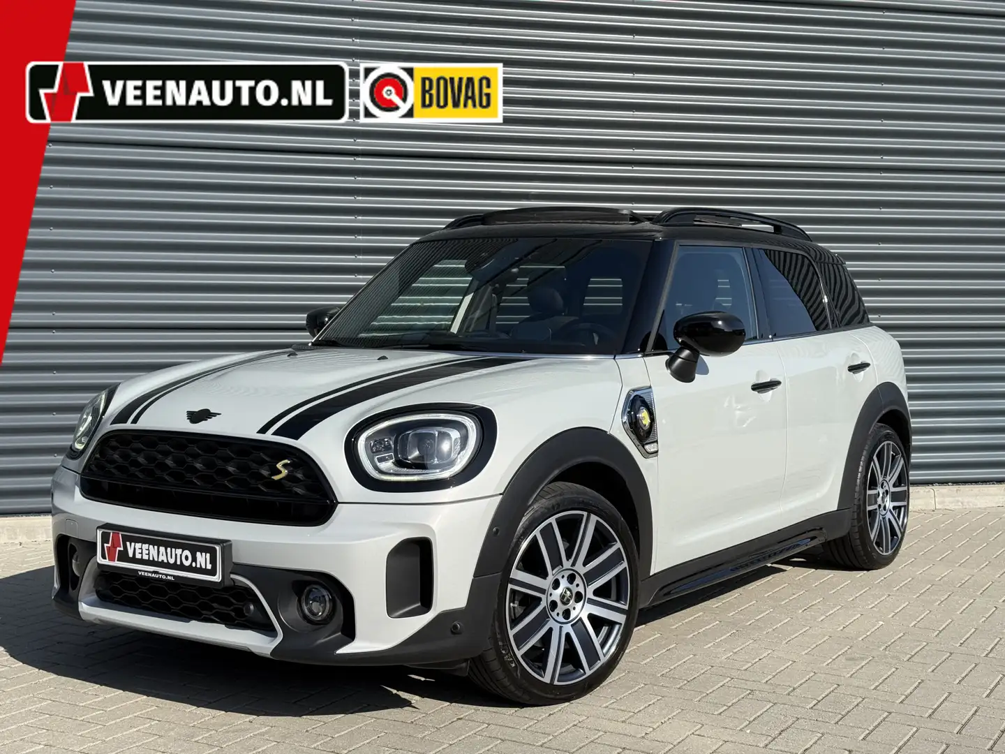 MINI Cooper SE Countryman 2.0 ALL4 MINI Yours Pano/Leder/stuurwarm/Camera Wit - 1