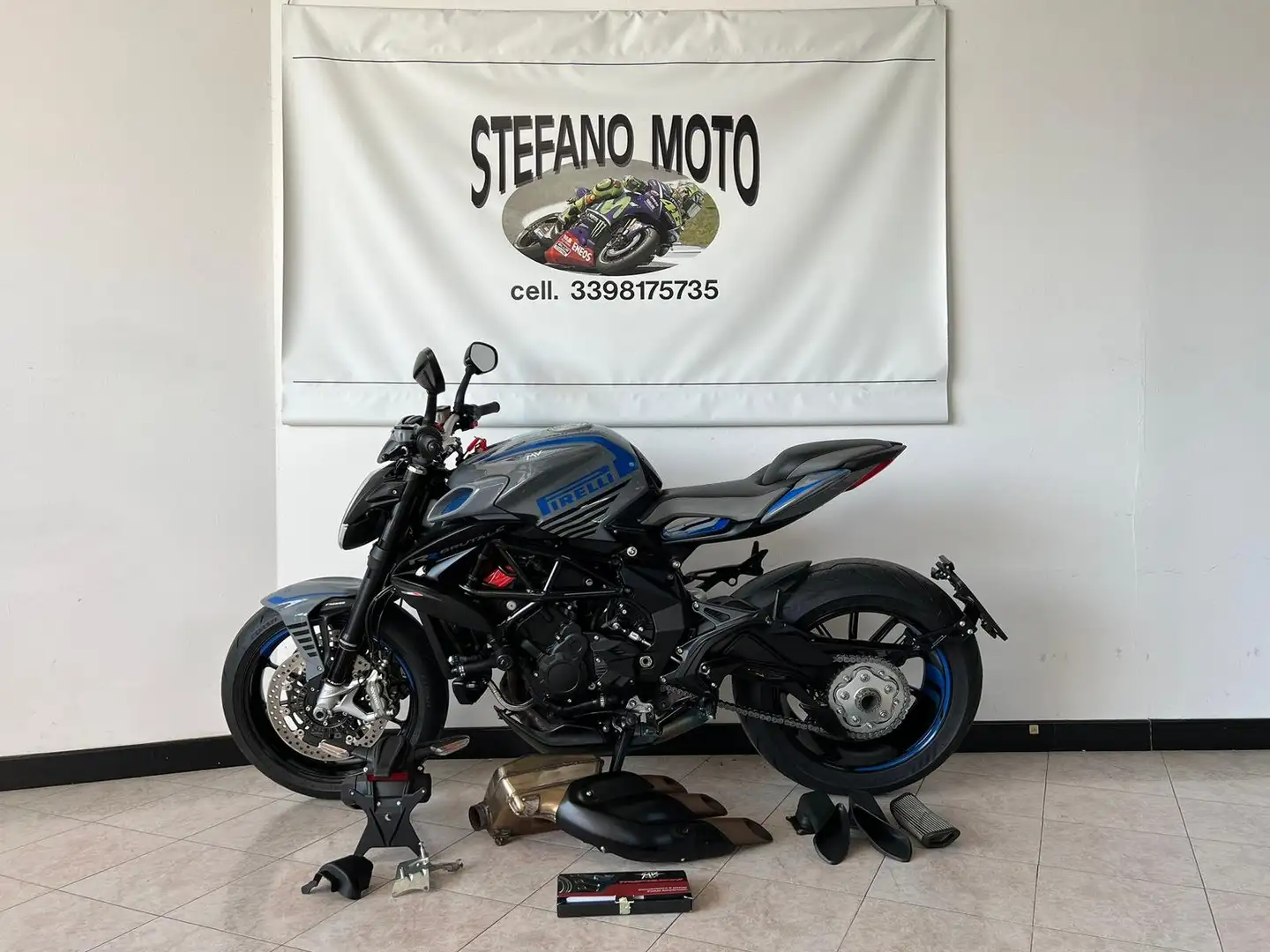 MV Agusta Brutale 800 RR PIRELLI NUMERATA 153/200 - FINANZIABILE Blu/Azzurro - 1