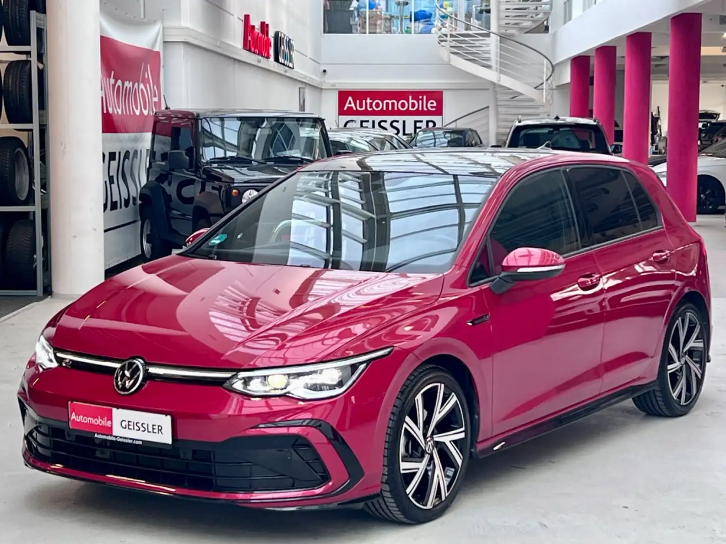 Volkswagen Golf VIII  R-Line eTSI+Panoramad.+Kamera+virt.Co Rot - 1