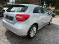 Mercedes-Benz A 180 BlueEfficiency Silber - thumbnail 4