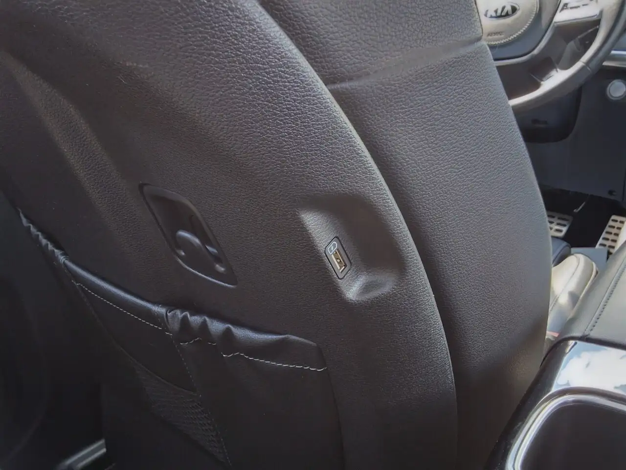 Kia Telluride photo Kia Telluride