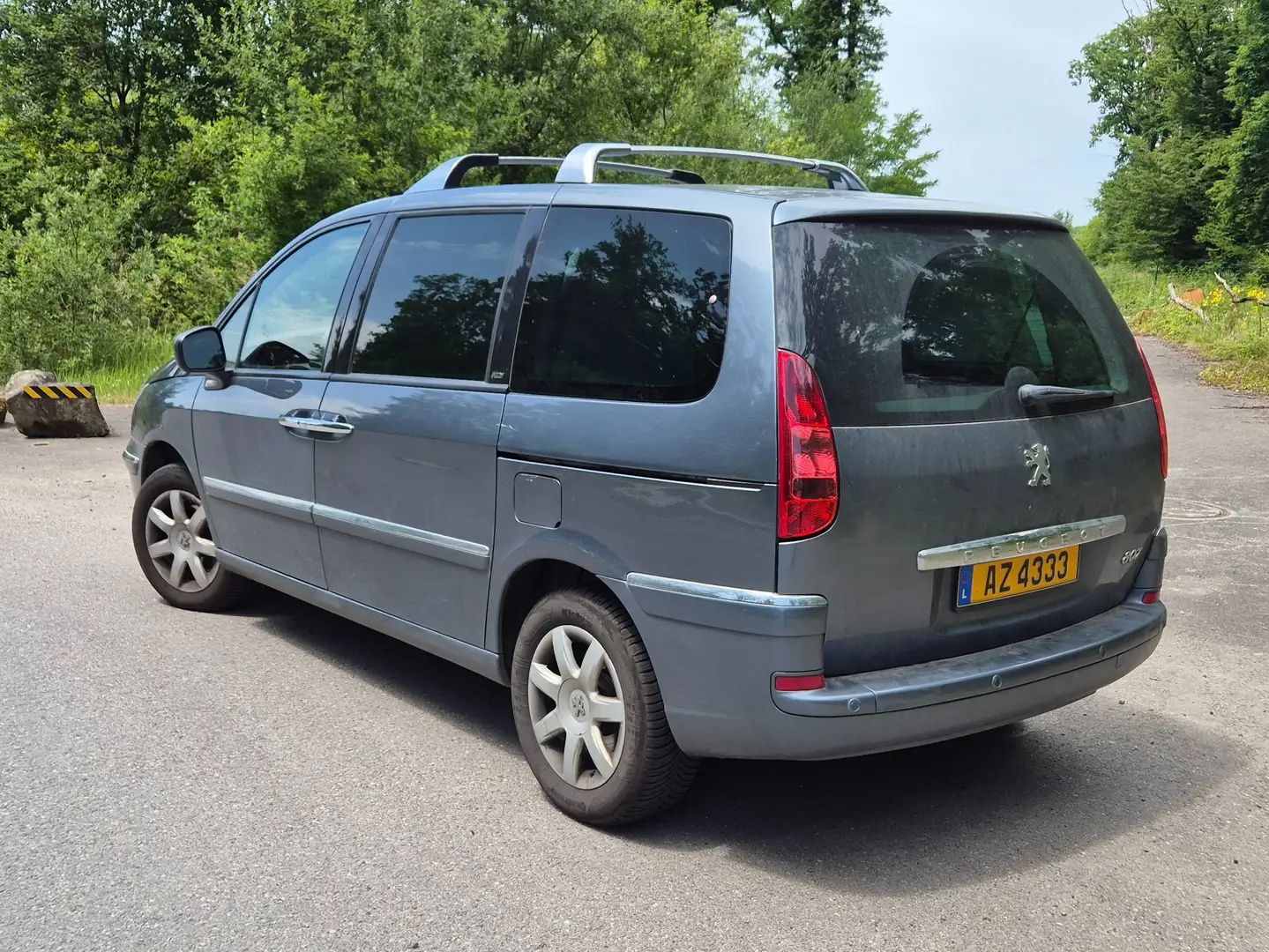 Peugeot 807 807 HDi 135 Premium Сірий - 2