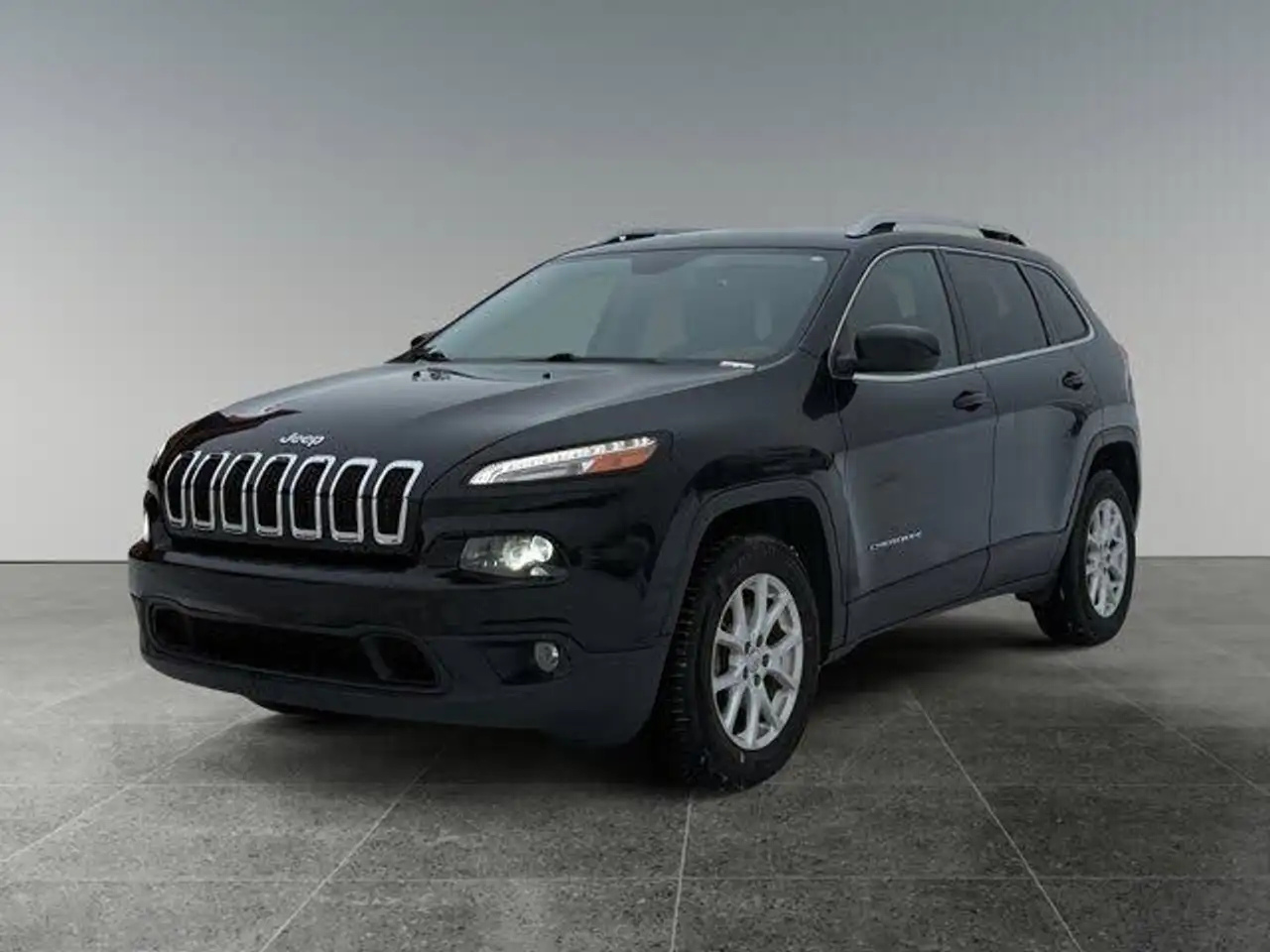 Jeep Cherokee photo Jeep Cherokee