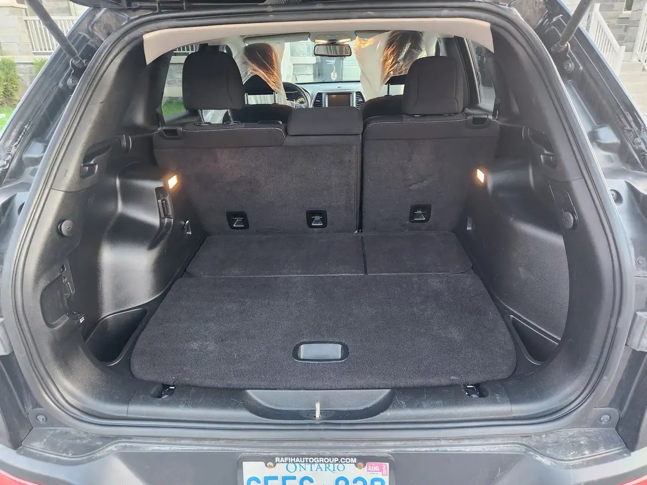 Jeep Cherokee photo Jeep Cherokee