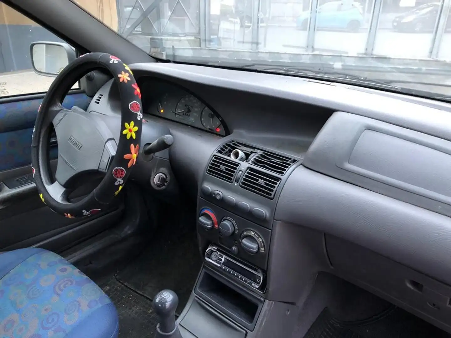 Fiat Punto 1ª serie 60 cat Cabrio Negro - 2