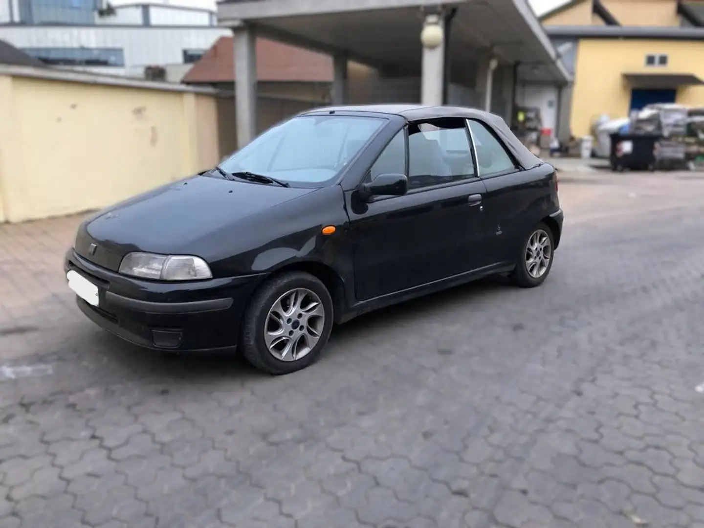 Fiat Punto 1ª serie 60 cat Cabrio Negro - 1