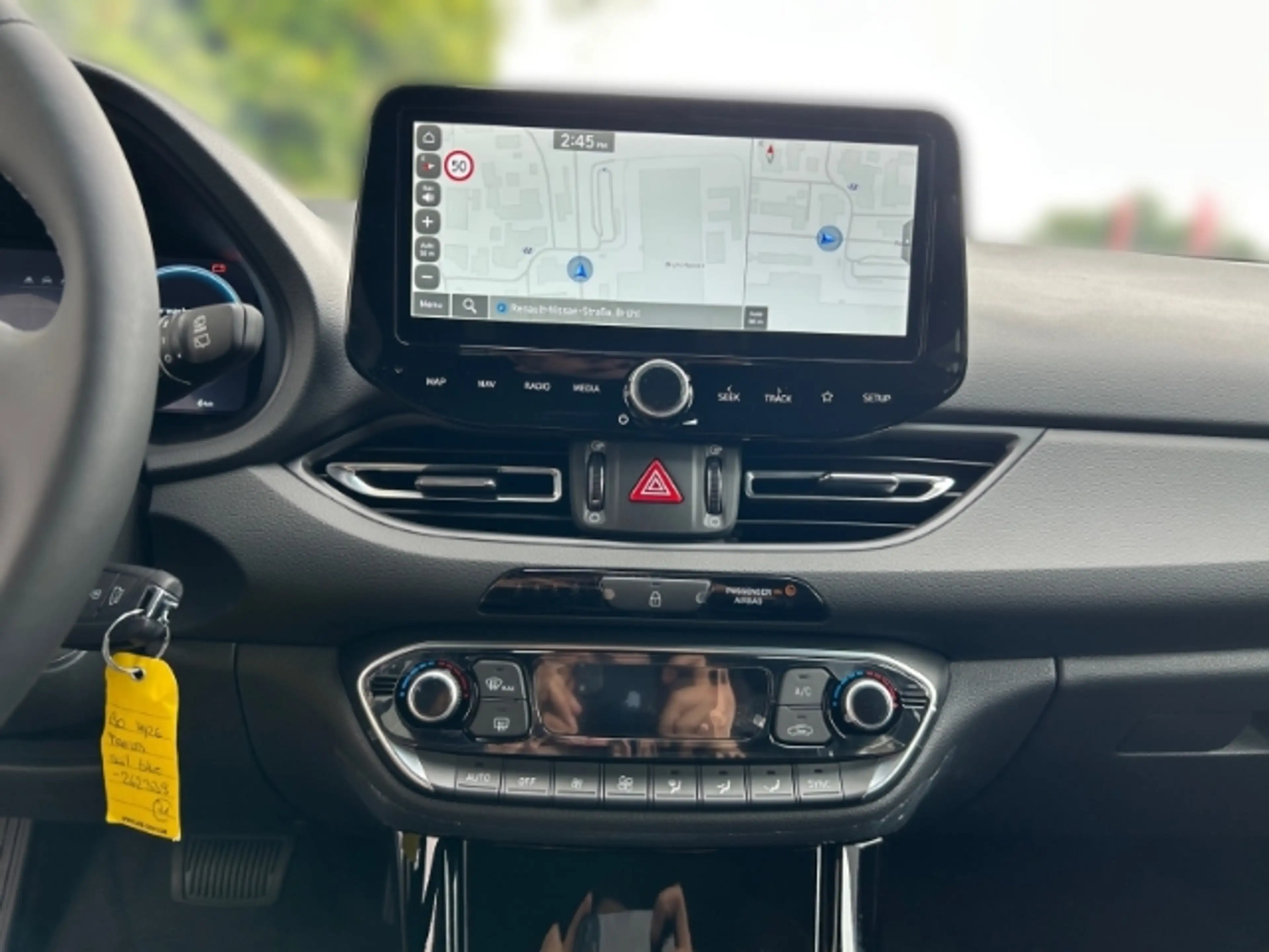 Hyundai i30 Trend 1.6 T-GDI 2WD AUTOMATIK*NAVI*LED*PDC*RFK — photo 9